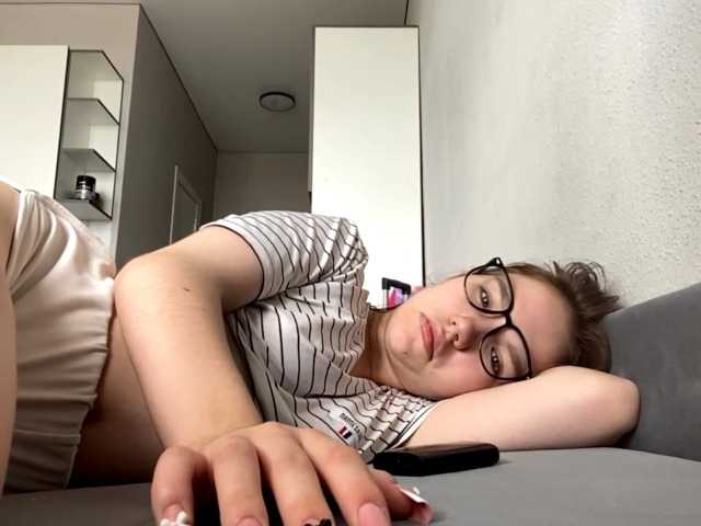 OdeliaBroomhead live cam on BongaCams