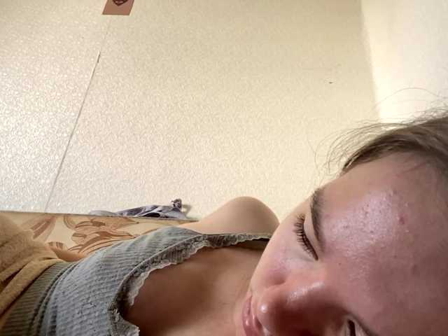 OdeliaBroomhead live cam on BongaCams