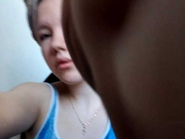 OdeliaBroomhead live cam on BongaCams