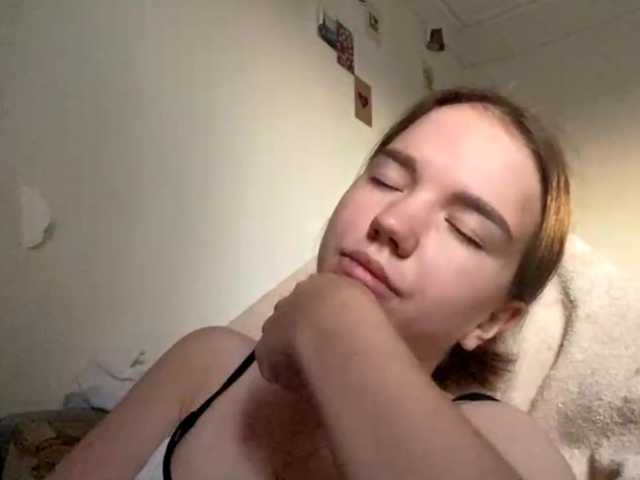 OdeliaBroomhead live cam on BongaCams