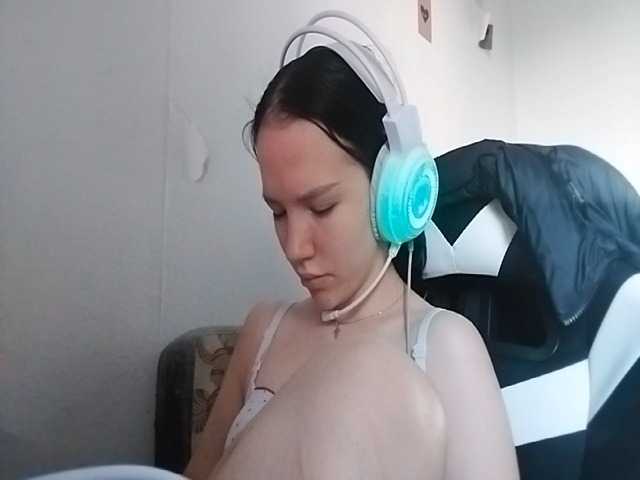 OdeliaBroomhead live cam on BongaCams