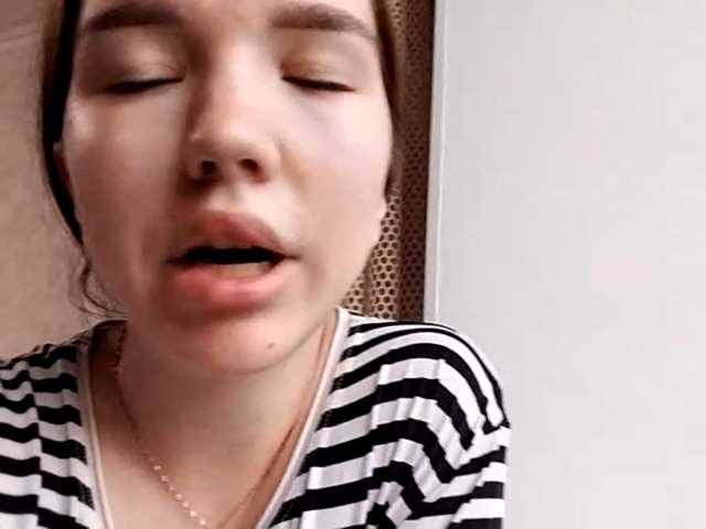 OdeliaBroomhead live webcam show