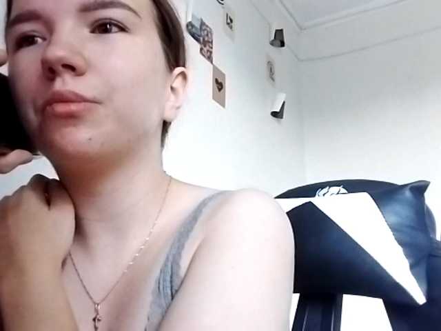 OdeliaBroomhead live cam on BongaCams