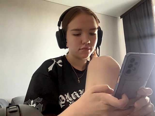 OdeliaBroomhead live cam on BongaCams