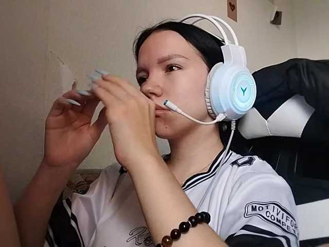 OdeliaBroomhead live cam on BongaCams