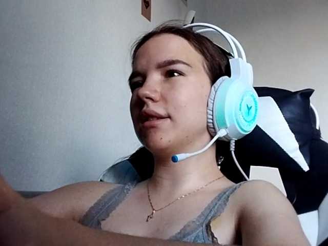 OdeliaBroomhead live cam on BongaCams