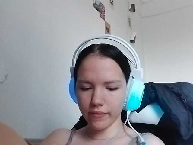 OdeliaBroomhead live cam on BongaCams