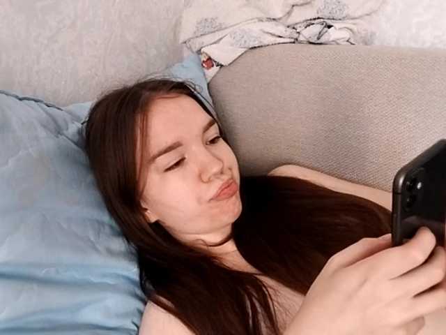 OdeliaBroomhead live webcam show