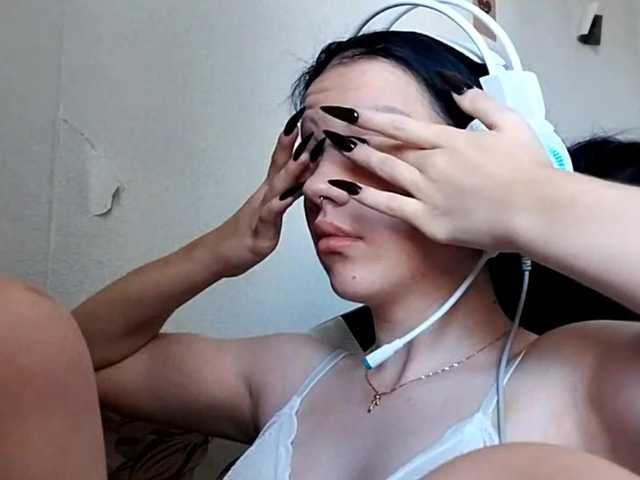OdeliaBroomhead live cam on BongaCams