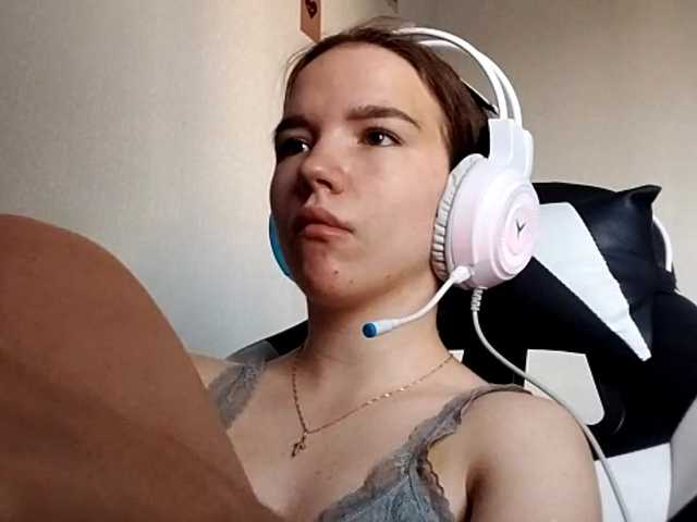 OdeliaBroomhead live webcam show