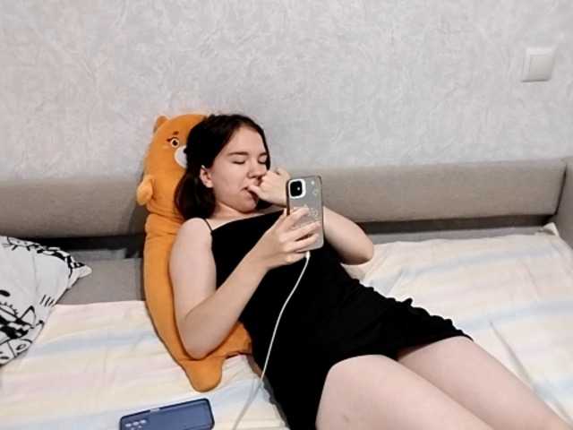 OdeliaBroomhead live webcam show