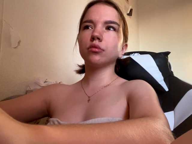 OdeliaBroomhead live cam on BongaCams