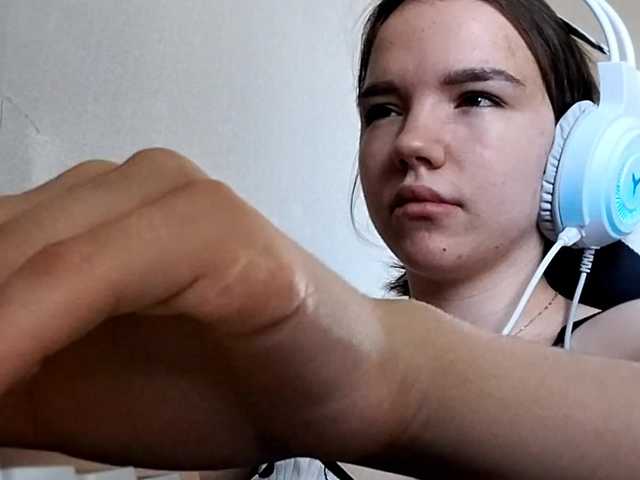 OdeliaBroomhead live webcam show