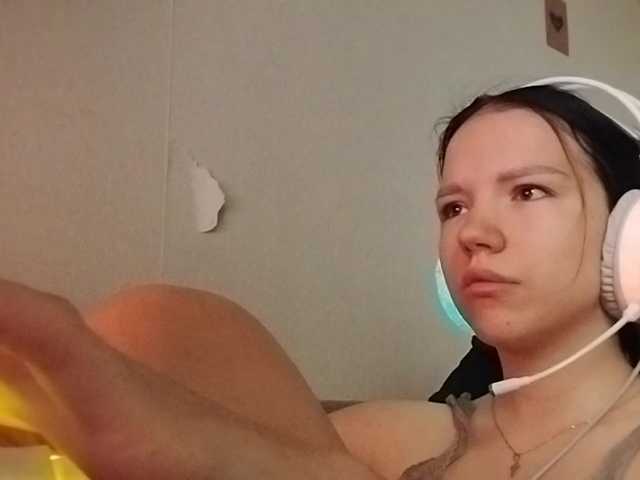 OdeliaBroomhead live cam on BongaCams