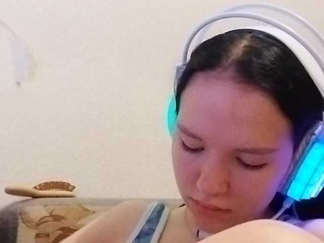 OdeliaBroomhead live cam on BongaCams
