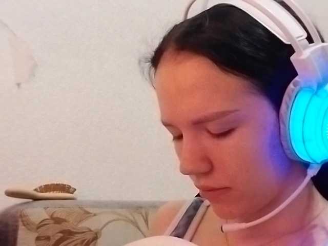 OdeliaBroomhead live cam on BongaCams