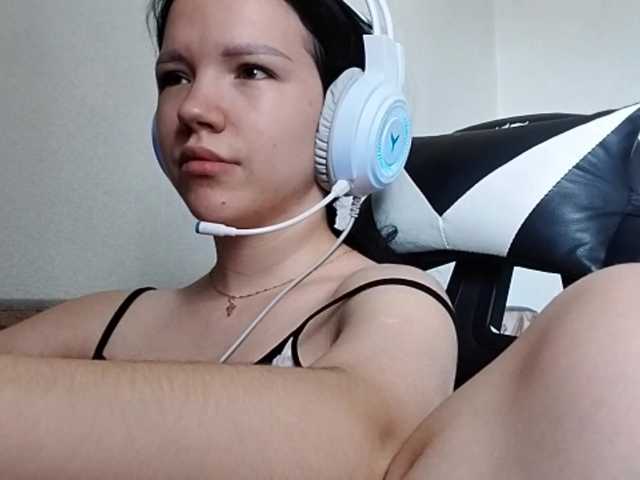 OdeliaBroomhead live cam on BongaCams