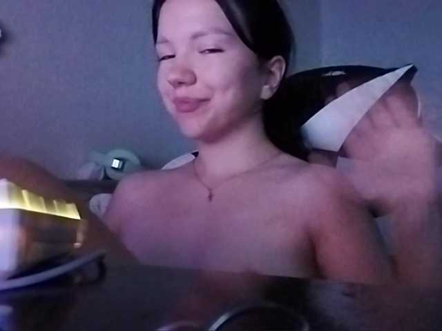 OdeliaBroomhead live cam on BongaCams