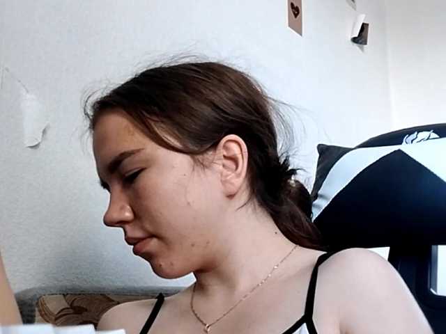 OdeliaBroomhead live cam on BongaCams
