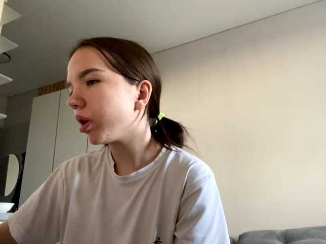 OdeliaBroomhead live cam on BongaCams