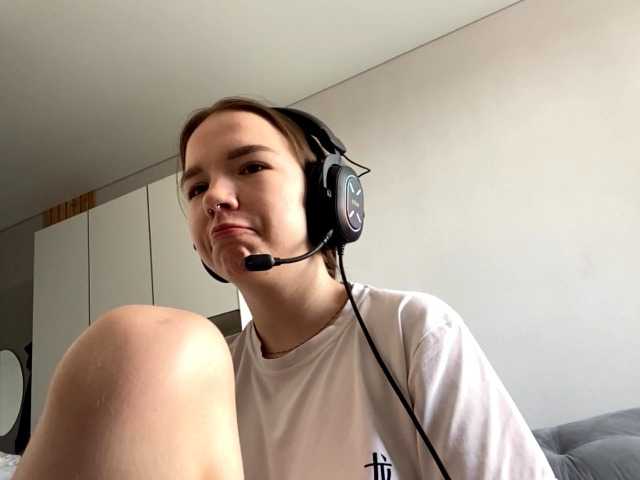 OdeliaBroomhead live cam on BongaCams