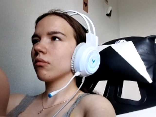 OdeliaBroomhead live cam on BongaCams