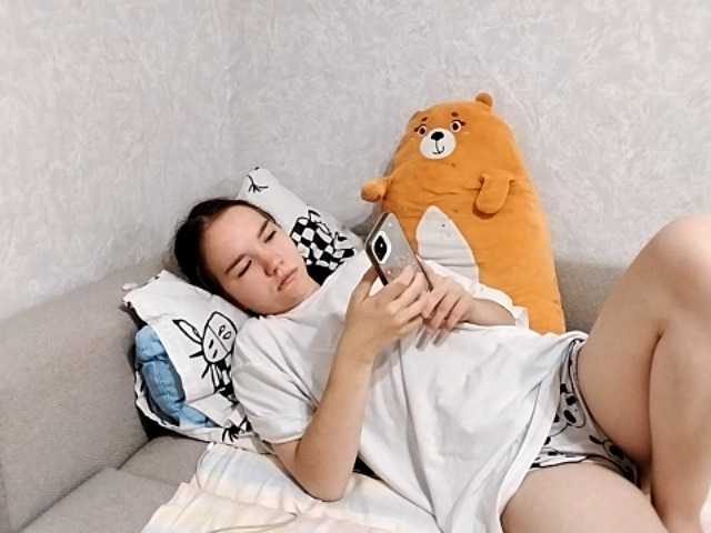 OdeliaBroomhead live cam on BongaCams