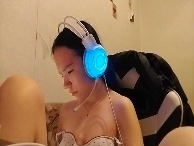OdeliaBroomhead live cam on BongaCams