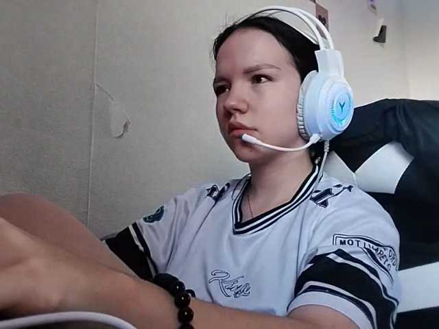 OdeliaBroomhead live cam on BongaCams