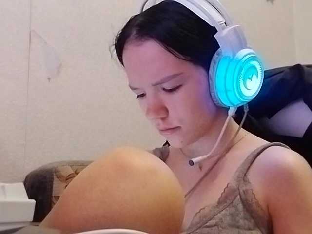 OdeliaBroomhead live cam on BongaCams