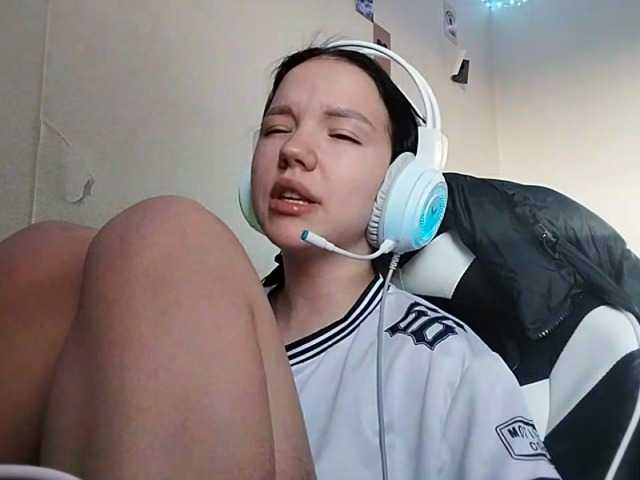 OdeliaBroomhead live cam on BongaCams
