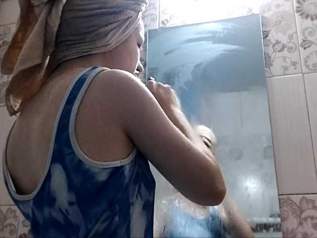 OdeliaBroomhead live cam on BongaCams