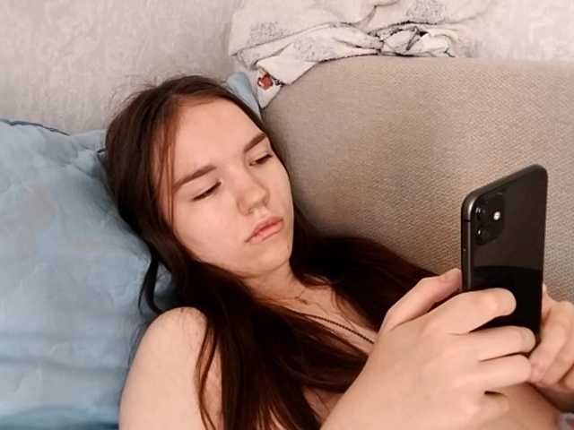 OdeliaBroomhead live webcam show