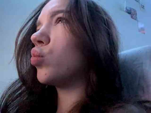 OdeliaBroomhead webcam
