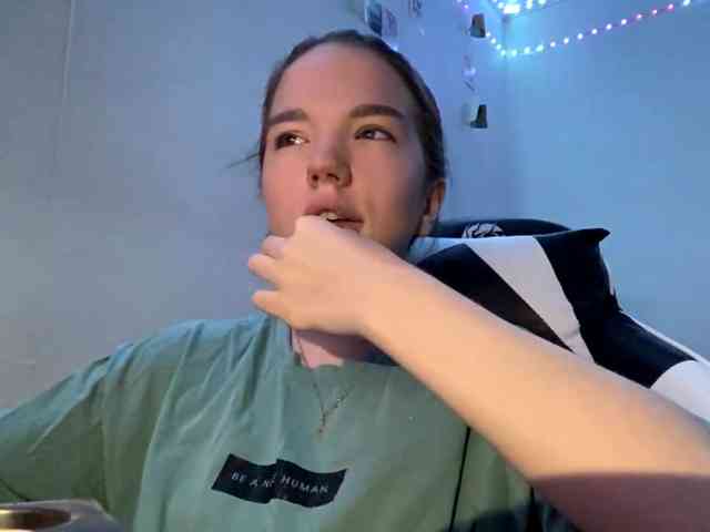 OdeliaBroomhead webcam