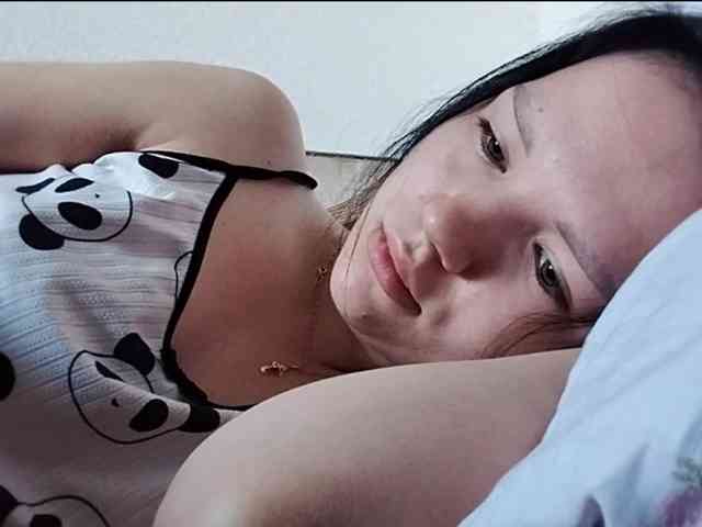 Model: OdeliaBroomhead