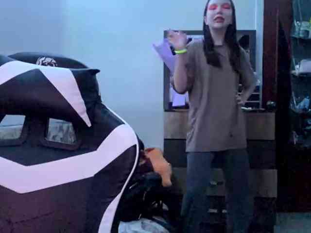 OdeliaBroomhead OdeliaBroomhead