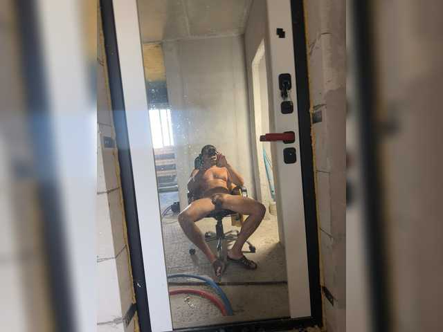 -BAUNTI- live webcam show