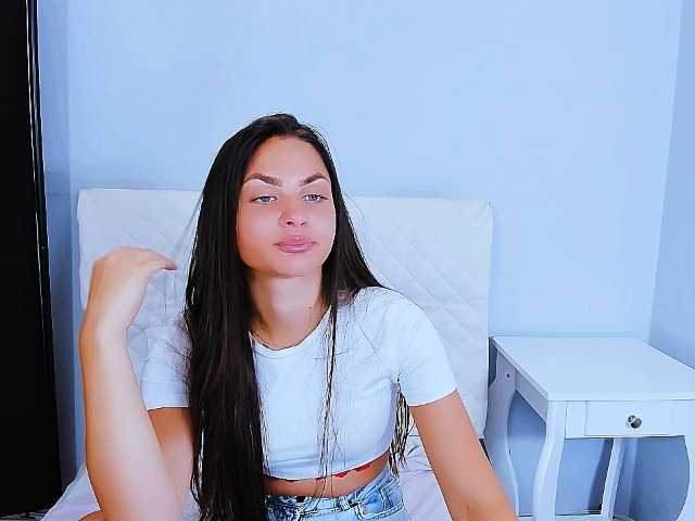 CarlaGirl live webcam show