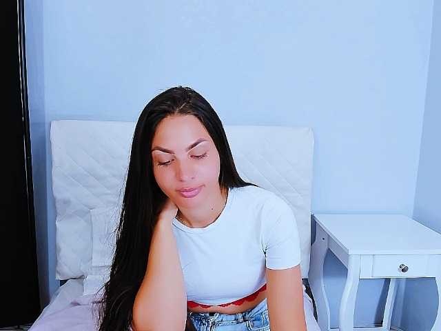 CarlaGirl live webcam show