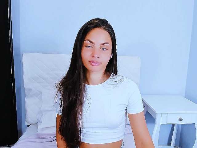 CarlaGirl live webcam show