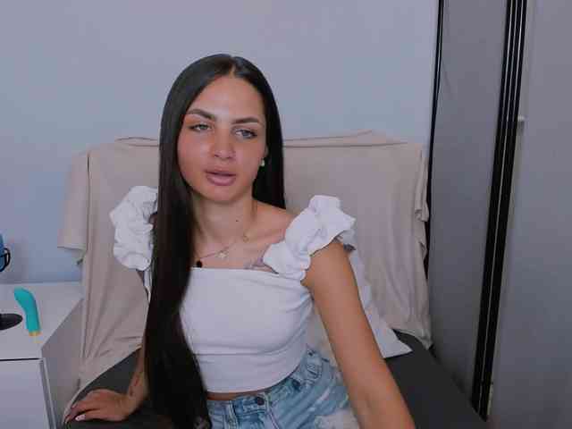 Model: CarlaGirl