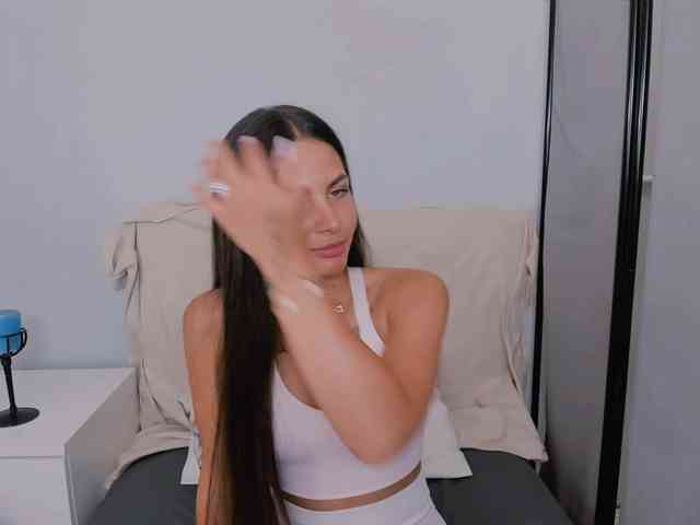 Model: CarlaGirl