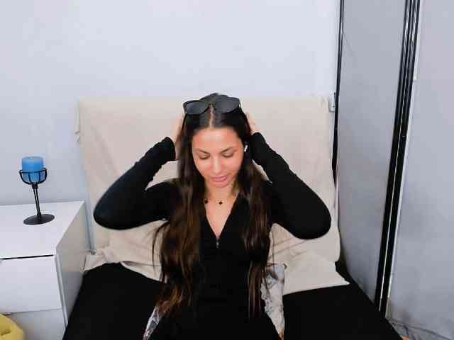 Model: CarlaGirl