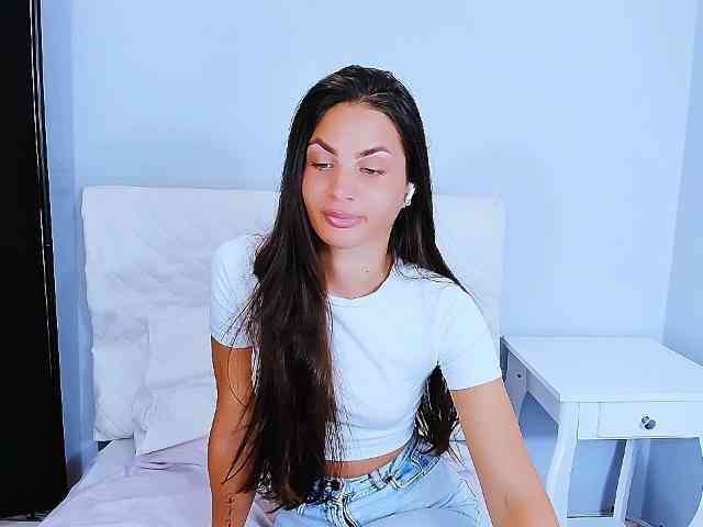 Model: CarlaGirl