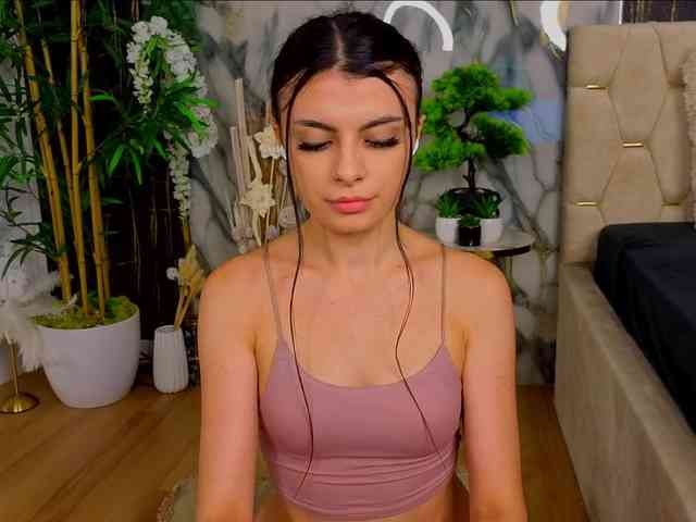 AshleyKartter webcam