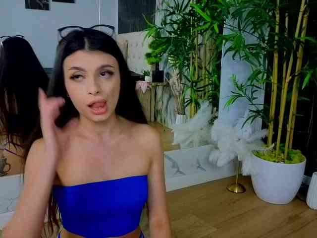 AshleyKartter webcam