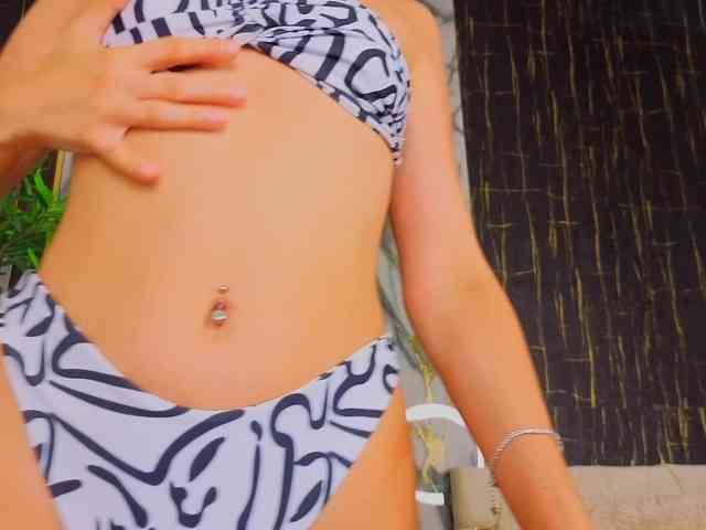 AshleyKartter webcam