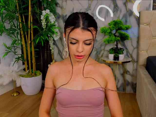 AshleyKartter webcam