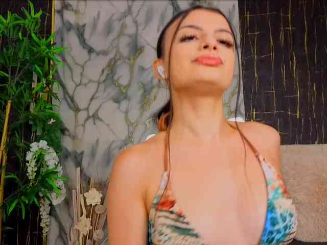 AshleyKartter webcam